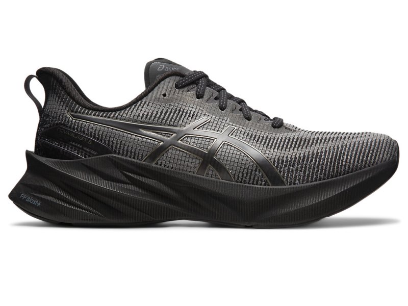 Men\'s Asics Novablast 3 LE Running Shoes Black/Graphite Grey Canada | CA2899-404