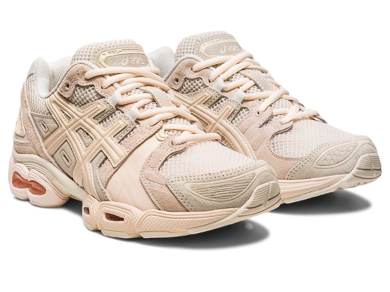 Women's Asics Gel-nimbus 9 Sneakers Oatmeal/White Peach Canada | CA0635-284